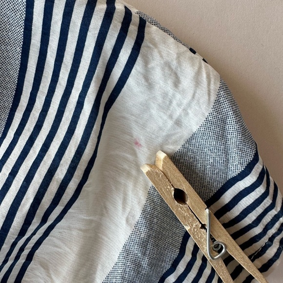 Umgee Striped V-Neck Short Sleeve Romper Size Snall - Picture 5 of 10